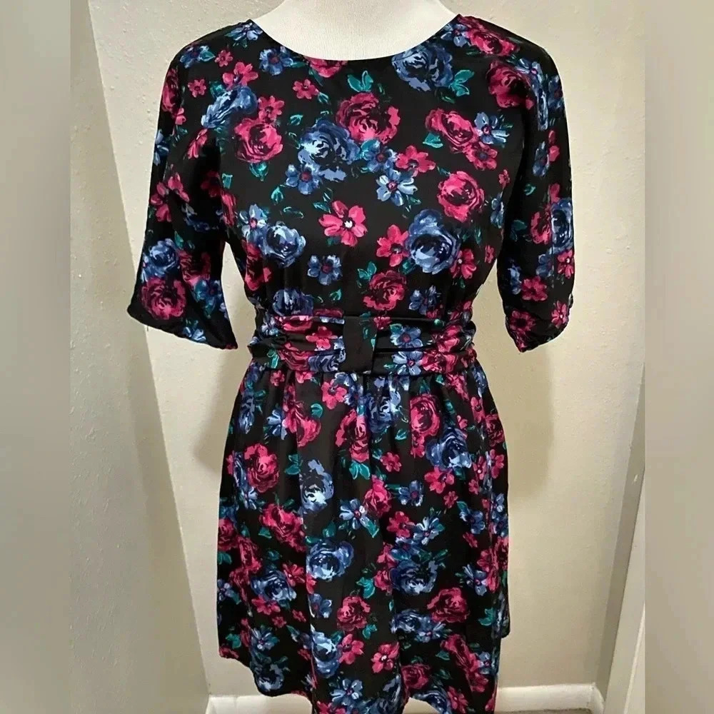 *EUC* Retro Xhiliration Low back Belted Flower A-line dress